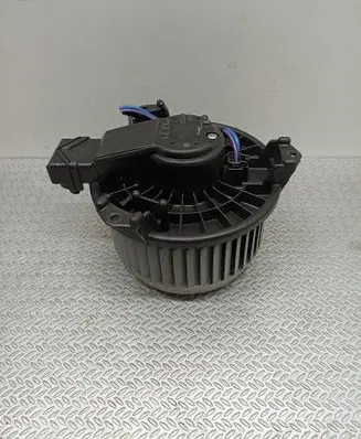 Toyota Yaris Heater fan/blower AV1371 8T23