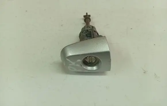 Toyota Corolla E120 E130 Front door lock (next to the handle)