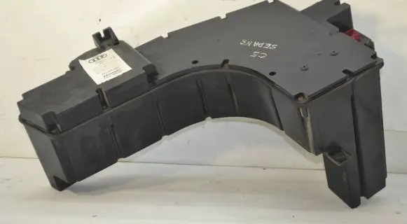 Audi A4 S4 B5 8D Subwoofer speaker 4B5035382 7606500091