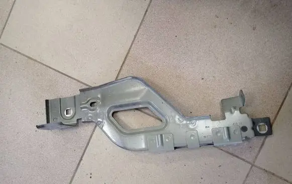 Mercedes-Benz EQS X296 Fender mounting bracket A2968806601 2968806601 A2968812000