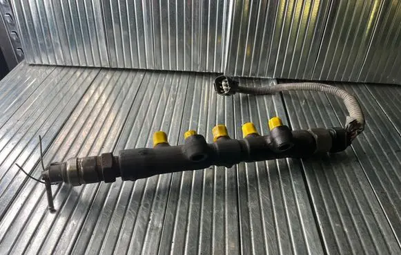 Toyota Corolla E120 E130 Fuel main line pipe 8945860010 894580