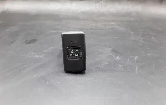 Hyundai Trajet Air conditioning (A/C) switch 937203A000