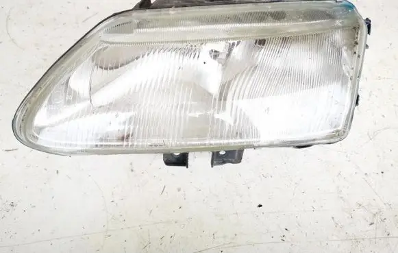 Renault Laguna I Headlight/headlamp