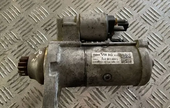 Volkswagen Golf VII Starter motor 02Z911024L