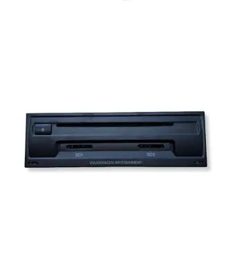Volkswagen Touareg II Navigation unit CD/DVD player 7P6035666K 7P6035666A