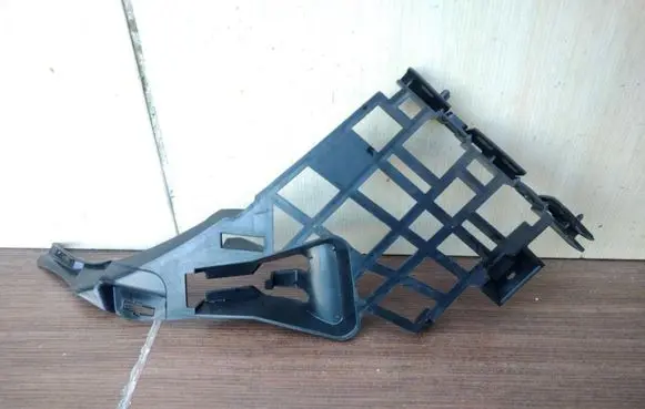 Mercedes-Benz CLA C117 X117 W117 Front bumper mounting bracket 1178850121