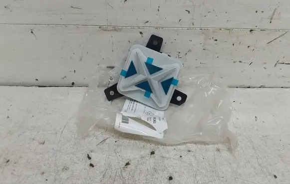 Polestar 4 Manufacturer badge logo/emblem 80011194 80036030 P8893567493
