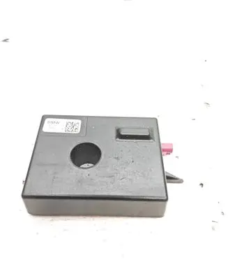 BMW 2 F22 F23 Aerial antenna amplifier 9325735 21889810