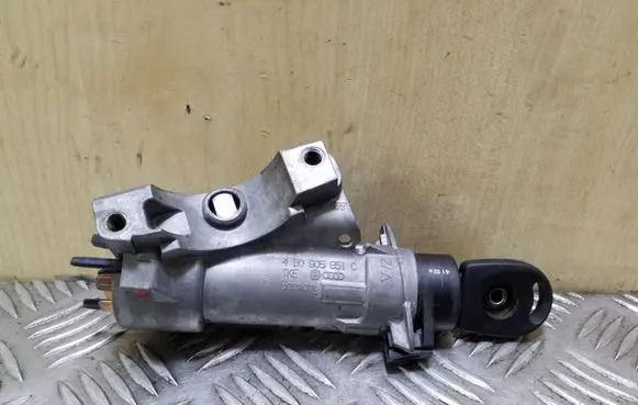 Volkswagen Golf IV Ignition lock 4B0905851C 4B0905849