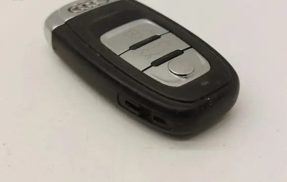 Audi A4 S4 B8 8K Ignition key/card 