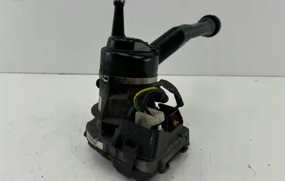 Peugeot 308 Power steering pump 9670700380
