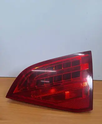 Audi A4 S4 B8 8K Tailgate rear/tail lights 8K9945094