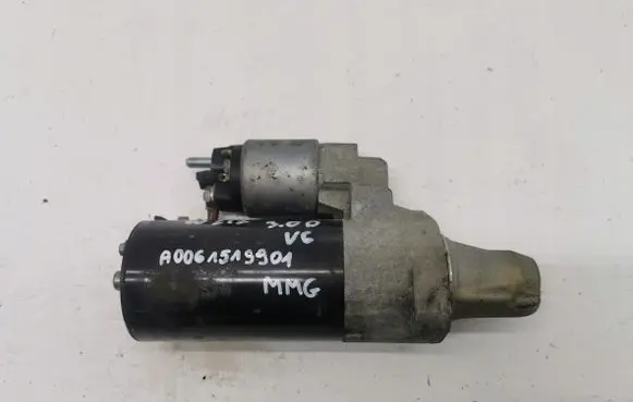 Mercedes-Benz E W212 Starter motor A0061519901