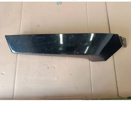 Ford Ranger Fender trim (molding) JB3B17K833A