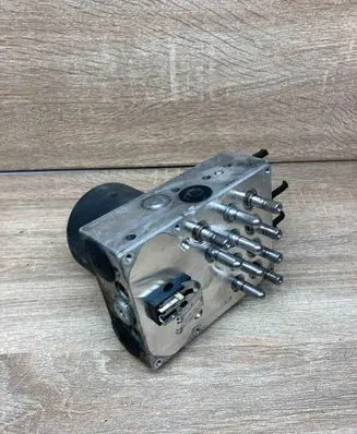 BMW 5 E39 ABS Pump 6750383 0265223001 Used