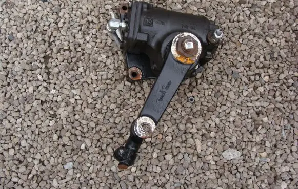 Nissan Atleon Steering rack 49200