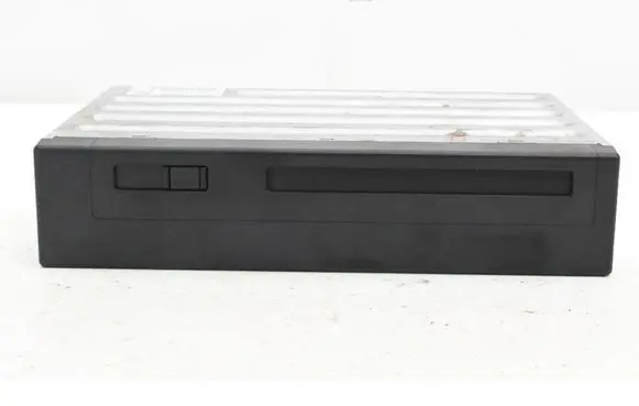 Cadillac SRX Radio/CD/DVD/GPS head unit 86841-50100