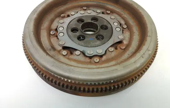Skoda Superb B6 (3T) Dual mass flywheel 03G105266BD