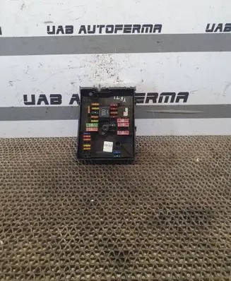 Skoda Yeti (5L) Fuse box set 1K0937125D 1K0937118