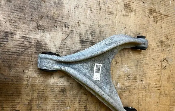 Citroen DS7 Crossback Rear control arm 162291