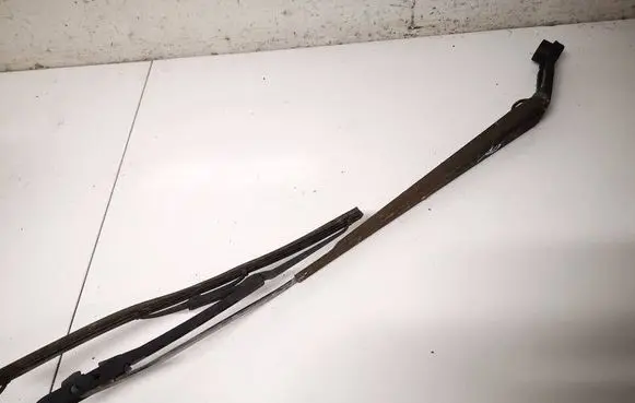 Mazda 626 Front wiper blade arm ge4ta