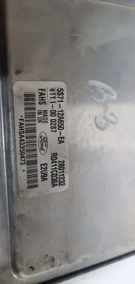Ford Mondeo Mk III Engine control unit/module 5S7112A650EA R0411C036A 28011232