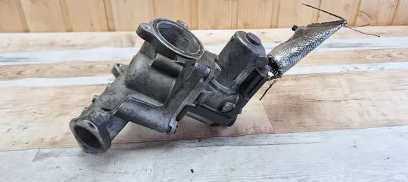 Skoda Octavia Mk2 (1Z) EGR valve 03G129637A
