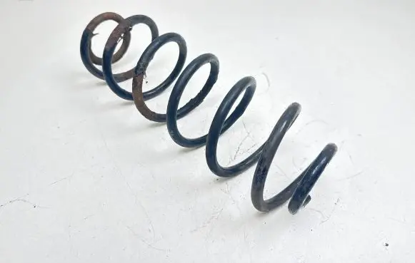 Toyota Yaris Rear coil spring