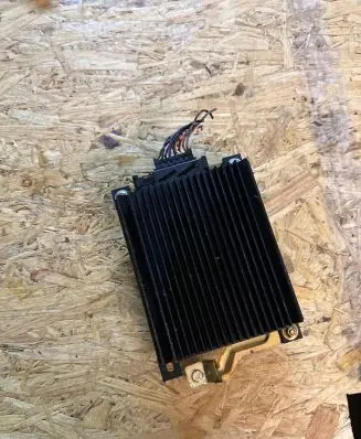 Mercedes-Benz E W124 Sound amplifier A1248201989