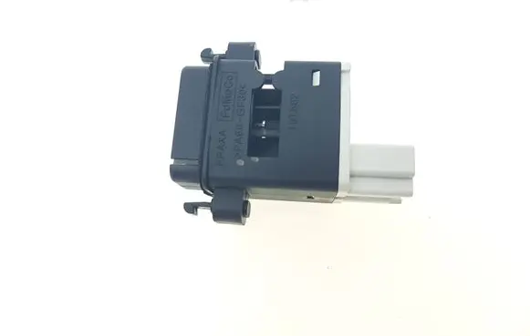 Ford Fusion II Air quality sensor FL3H19T562 FL3H19T562AA