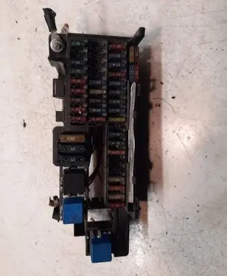 Mercedes-Benz A W168 Fuse box set A1665452143