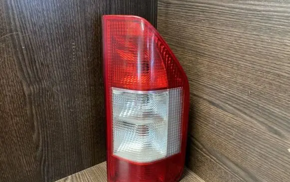 Mercedes-Benz Sprinter W901 W902 W903 W904 Rear/tail lights 0008261656