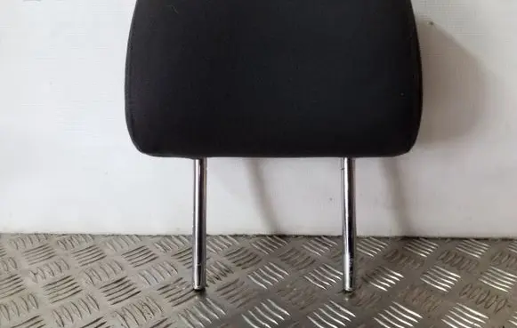 Audi A3 S3 A3 Sportback 8P Front seat headrest 