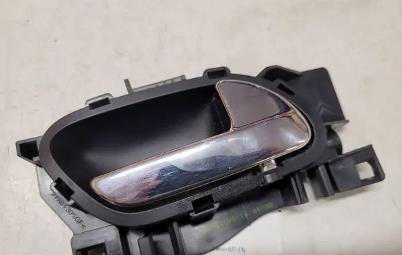 Citroen C4 Grand Picasso Front door interior handle 303965 96555516VD