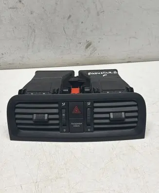 Skoda Roomster (5J) Dash center air vent grill T0028450 P01160056 5J082095