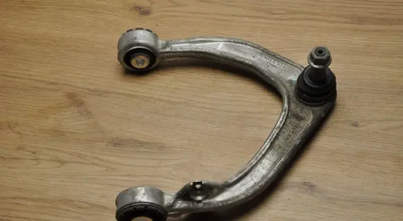Volvo S90, V90 Front upper control arm/wishbone 