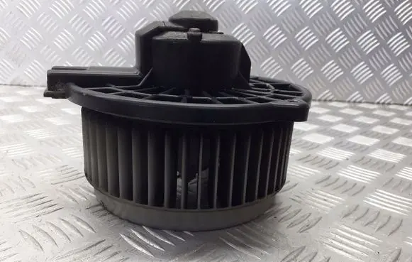 Suzuki Liana Front door blower motor 19400-1480