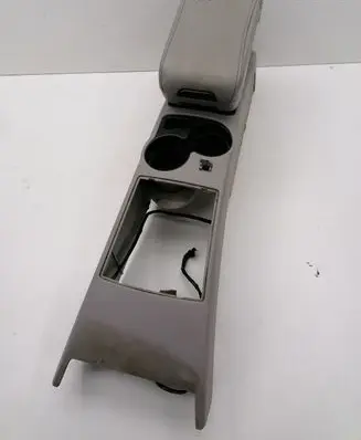 Cadillac CTS Armrest 1GA0160173 25759181