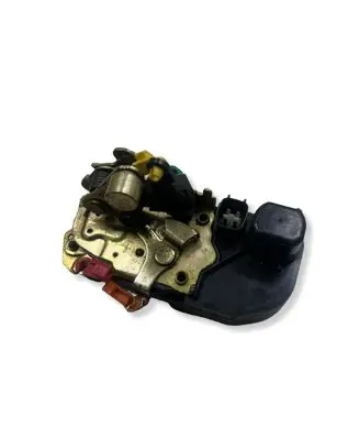 Chrysler PT Cruiser Front door lock 