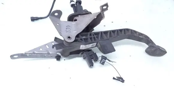 Clutch pedal