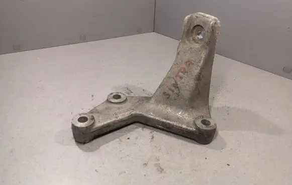Opel Sintra Gearbox mounting bracket 10259151 6166958
