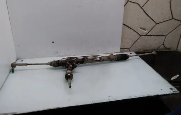 Nissan X-Trail T30 Steering rack 8H9009