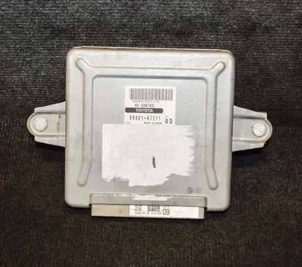 Toyota Prius (XW20) Engine control unit/module 8998147211