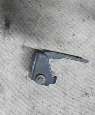 Ford Galaxy Rear door lower hinge 046575