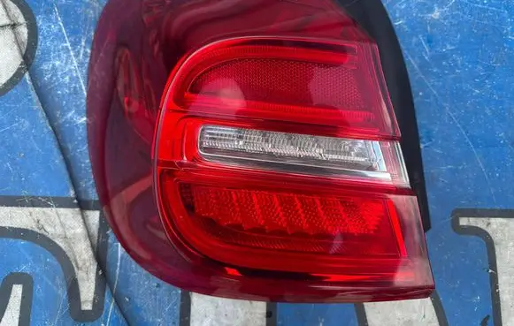 Rear/tail lights