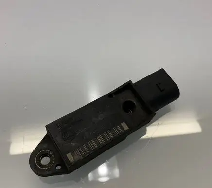 Mercedes-Benz E W211 Airbag deployment crash/impact sensor A0028202726 0028202726