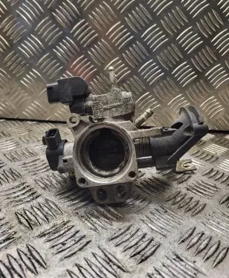 Toyota Yaris Throttle valve 89452
