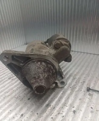 Toyota Yaris Starter motor 281000J010 MS2280009530