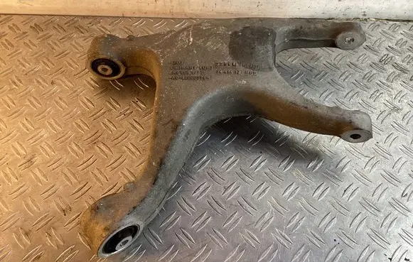 Porsche Macan (95B) Rear upper control arm/wishbone 8R0505312F