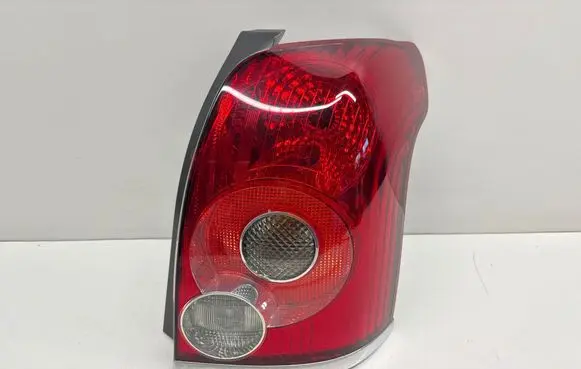 Toyota Avensis T250 Rear/tail lights 35114
